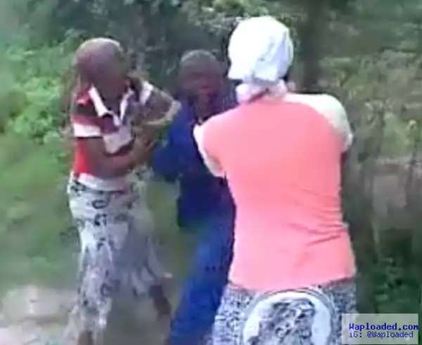 Video: Man Beaten Up By His Two Wives